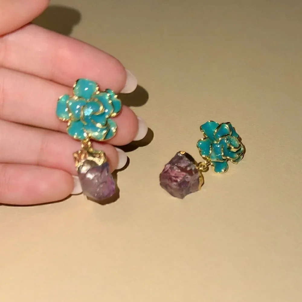 Flower statement earrings N911